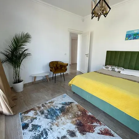 Seaview Penthouse فلورا